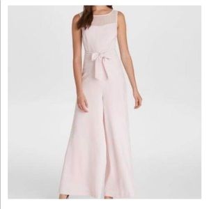 karl lagerfeld pale pink wide leg jumpsuit
Size 6